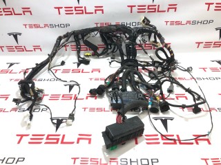 Электропроводка приборной панели кузова, ориг. номер 1004423-02-G, Tesla Model S 2012-2016