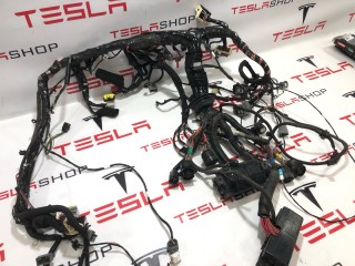 Электропроводка приборной панели кузова, ориг. номер 1004423-02-G, Tesla Model S 2012-2016