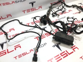 Электропроводка передняя подкапотная, ориг. номер 1009096-01-H, 1046217-03-A, Tesla Model S 2012-2016