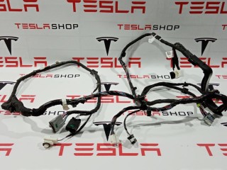 Электропроводка подъемной задней двери, ориг. номер 1032882-00-F, Tesla Model X 2015-2021
