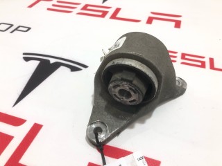 Кронштейн крепления заднего мотора, ориг. номер 1028034-00-B, Tesla Model S 2012-2016