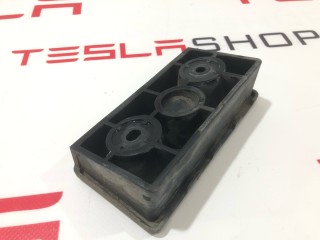 прочая запчасть, ориг. номер 1009124-00-C, Tesla Model S 2012-2016