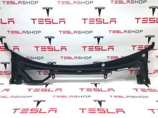 Подкапотная накладка стеклоочистителей, ориг. номер 1008976-00-E, Tesla Model S 2012-2016