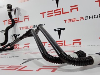 прочая запчасть, ориг. номер 1077579-00-F, Tesla Model 3 2017-2021