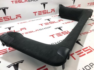 Накладка стекла, подъемной задней двери, ориг. номер 1051545-06-J, Tesla Model X рест 2021-2026