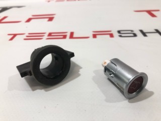 прочая запчасть, ориг. номер 1074114-00-B, 1069233-00-A, Tesla Model X  [рестайлинг] 2021-2026