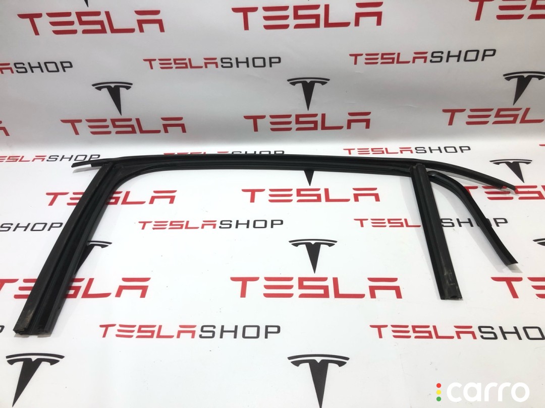 Уплотнитель стекла подъемной задней двери Tesla Model X рест 2021-2026, 1069520-90-H, фото 3