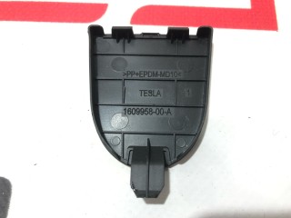 Заглушка обшивки (карты) двери, ориг. номер 1609958-00-A, Tesla Model X рест 2021-2026