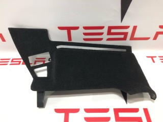 Накладка пластиковая под рулевой колонкой, ориг. номер 1622097-00-E, Tesla Model X рест 2021-2026