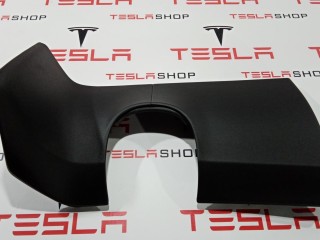 Накладка центральной панели (под руль), ориг. номер 1002405-08-F, Tesla Model S 2012-2016