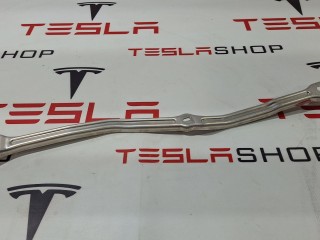 Кронштейн каркаса центральной панели, ориг. номер 1621402-00-C, Tesla Model X рест 2021-2026