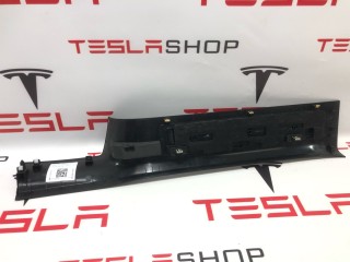 Накладка дверного порога, ориг. номер 1626484-00-A, 1626479-00-C, Tesla Model X рест 2021-2026