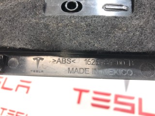 Накладка дверного порога, ориг. номер 1626484-00-A, 1626479-00-C, Tesla Model X рест 2021-2026