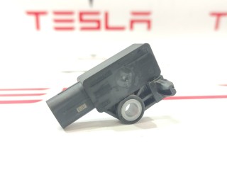 прочая запчасть, ориг. номер 2047490013, 2047491007, 2047491014, Tesla Model X  [рестайлинг] 2021-2026