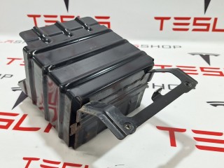Короб аккумуляторной батареи, ориг. номер 1060776-00-B, 1060244-00-D, Tesla Model X 2015-2021