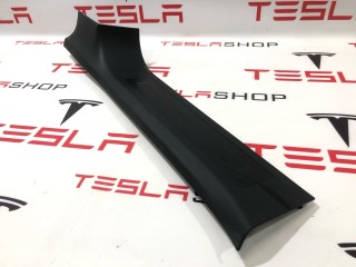 Накладка дверного порога, ориг. номер 1626494-00-A, 1626480-00-C, Tesla Model X рест 2021-2026
