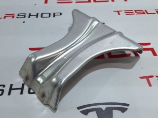 Кронштейн крепления стеклоочистителя, ориг. номер 1609326-00-D, Tesla Model X рест 2021-2026