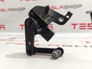 Датчик уровня пневмоподвески, ориг. номер 1420944-00-C, 1420941-00-B, Tesla Model X рест 2021-2026