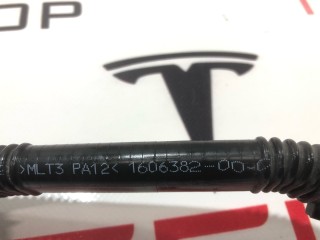 Шланги охлаждающей жидкости, ориг. номер 1606382-00-C, Tesla Model X рест 2021-2026