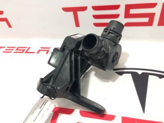 прочая запчасть, ориг. номер 1593942-00-A, Tesla Model S  [2-й рестайлинг] 2021-2026