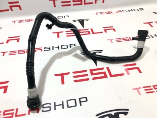 Шланги охлаждающей жидкости, ориг. номер 1585022-00-D, Tesla Model X рест 2021-2026