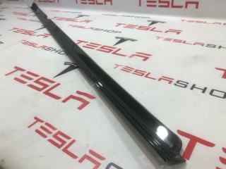 Молдинг накладки порога, ориг. номер 1012215-00-G, Tesla Model S 2-й рест 2021-2026
