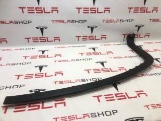 Накладка проема подъемной задней двери, ориг. номер 1105123-00-E, Tesla Model X рест 2021-2026