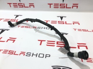 Шланги охлаждающей жидкости, ориг. номер 1588906-00-C, 1588905-00-C, Tesla Model X рест 2021-2026