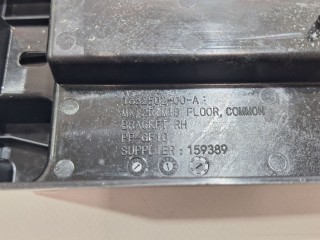 Кронштейн напольный 2-го ряда сидений, ориг. номер 1632502-00-A, Tesla Model X рест 2021-2026