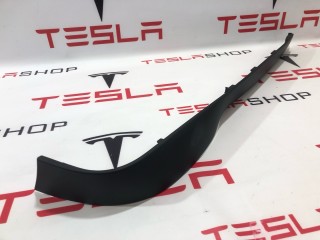Панель багажного отделения (пластик), ориг. номер 1073294-00-D, Tesla Model X рест 2021-2026
