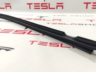 прочая запчасть, ориг. номер 1483694-00-A, 1032180-00-C, Tesla Model X 2015-2021