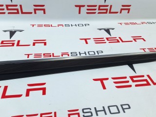 Накладка декоративная обшивки двери, ориг. номер 166156382A, Tesla Model X рест 2021-2026