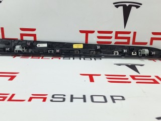 Накладка декоративная обшивки двери, ориг. номер 166156382A, Tesla Model X рест 2021-2026