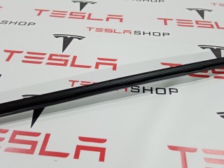 Уплотнитель стекла внутренний двери, ориг. номер 1038407-00-A, Tesla Model S 2012-2016
