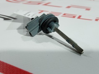 Датчик температуры входящего воздуха печки, ориг. номер 1116135-00-C, Tesla Model S 2012-2016