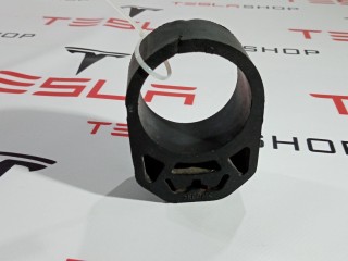 Изолятор насоса системы охлаждения, ориг. номер 1054529-00-G, 1067474-00-D, Tesla Model S 2012-2016