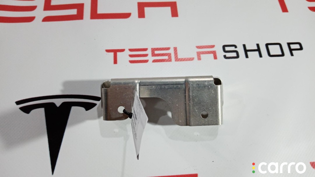 Кронштейн крепления обшивки двери Tesla Model S 2012-2016, 1003540-00-A, фото 2