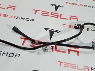 Дренажная трубка панорамной крыши, ориг. номер 1013245-00-F, Tesla Model S 2012-2016