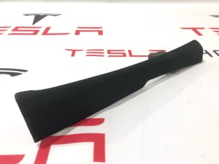 Накладка стойки А, (средняя высота), ориг. номер 1566076-00-B, Tesla Model S 2-й рест 2021-2026