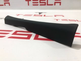 Накладка стойки А, (средняя высота), ориг. номер 1566077-00-B, Tesla Model S 2-й рест 2021-2026