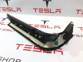 Накладка стойки А, ориг. номер 1566075-00-D, 1587446-00-A, Tesla Model S 2-й рест 2021-2026