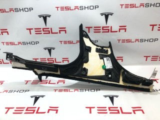 Накладка стойки B, внутренняя, ориг. номер 1585789-98-C, Tesla Model S 2-й рест 2021-2026