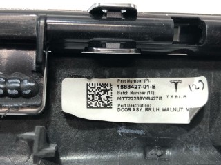 Накладка декоративная обшивки двери, ориг. номер 1588427-01-E, Tesla Model S 2-й рест 2021-2026