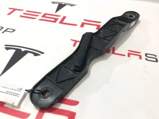 Усилитель распорка стоек амортизатора, ориг. номер 1617459-00-B, 1807028-00-A, Tesla Model S 2-й рест 2021-2026