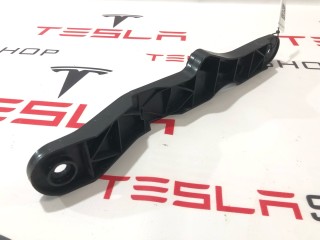 Усилитель распорка стоек амортизатора, ориг. номер 1617459-00-B, 1807028-00-A, Tesla Model S 2-й рест 2021-2026
