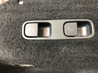 Отделка багажника, ориг. номер 1493286-00-B, 1606532-00-C, Tesla Model S 2-й рест 2021-2026