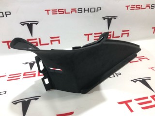 Накладка стойки С, ориг. номер 1565767-00-D, Tesla Model S 2-й рест 2021-2026