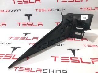 Накладка стойки С, ориг. номер 1565767-00-D, Tesla Model S 2-й рест 2021-2026