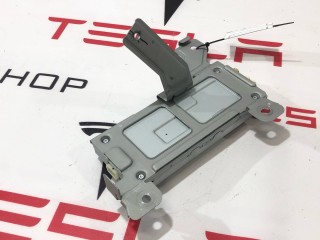 Радио FM/HD/XM, ориг. номер 1622932-00-A, 1622932-99-B, Tesla Model S 2-й рест 2021-2026