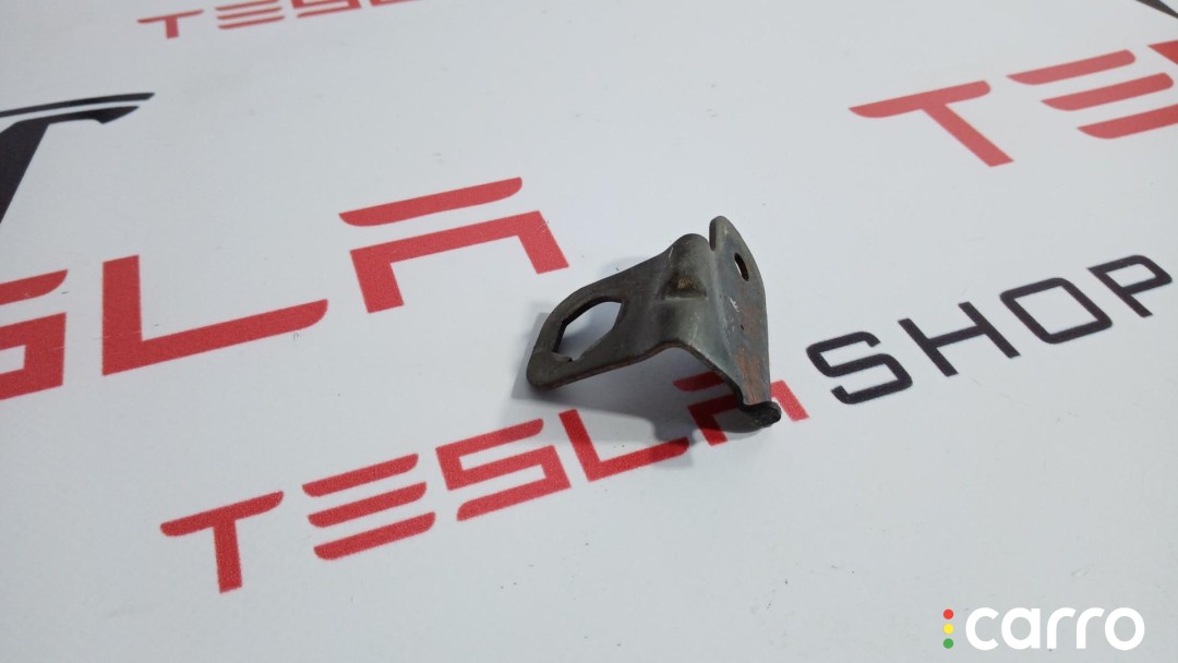 Кронштейн крепления тормозного шланга Tesla Model 3 2017-2021, 1044722-00-D, фото 2